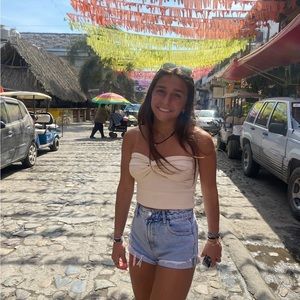 Meet your Posher, Aybree